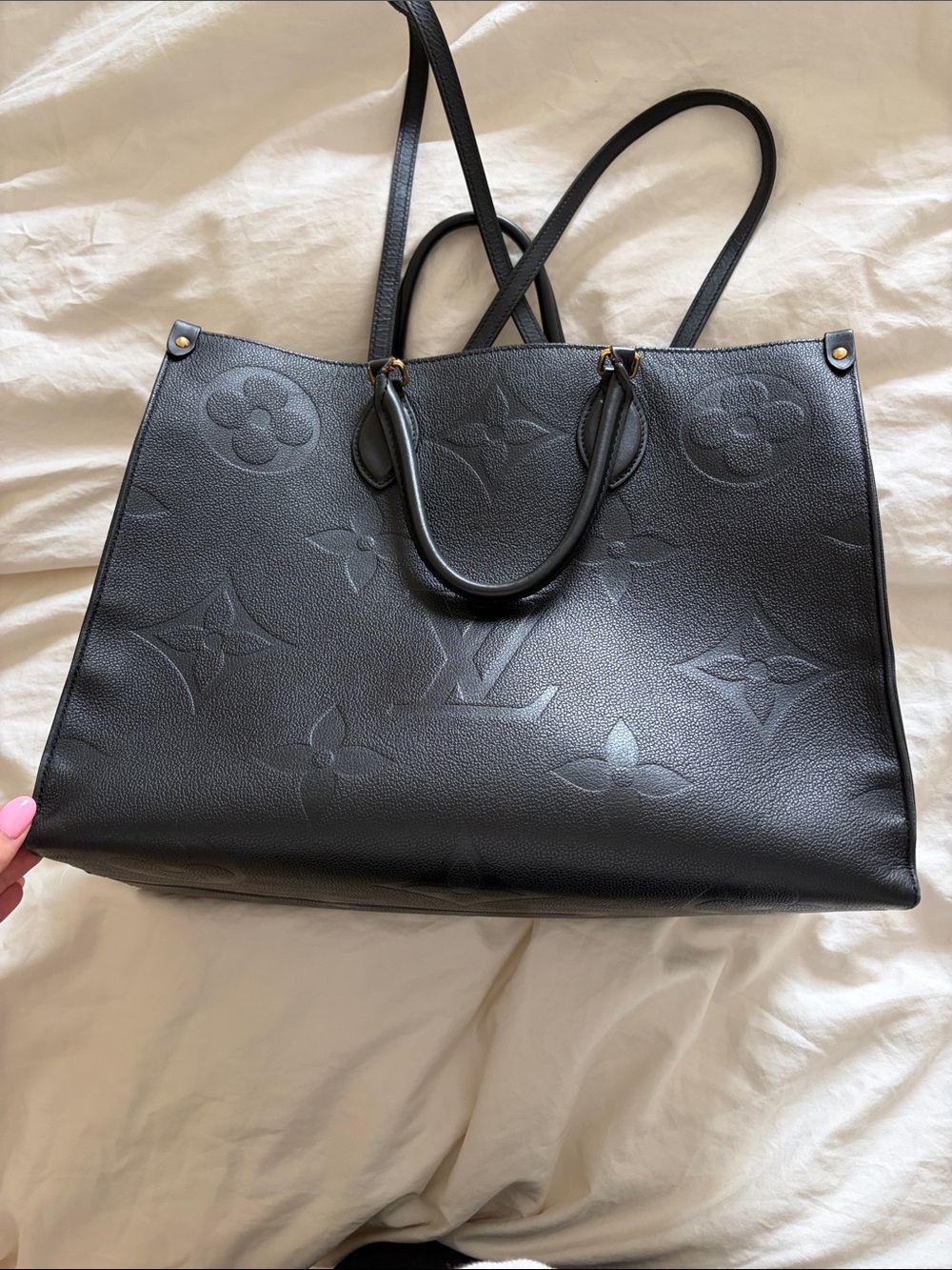 Louis Vuitton OnTheGo Black GM